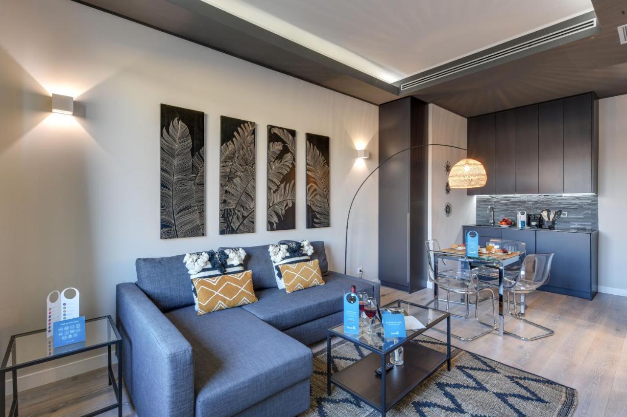 Sweett - Vista Duomo Apartment Milan Bagian luar foto